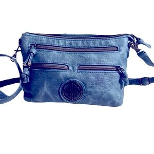 Stone Mountain Stone River Vinyl East/West 4-Bagger | Bag/Purse | Crossbody/Boho